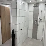 Aussergewoehnliche Kellerloft Apartment Innsbruck