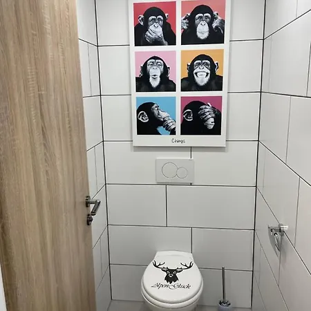 Aussergewoehnliche Kellerloft אינסברוק