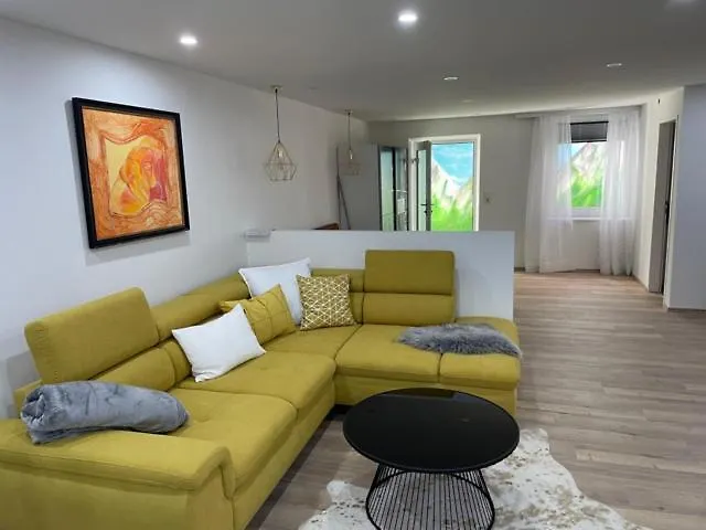 Appartement Aussergewoehnliche Kellerloft *