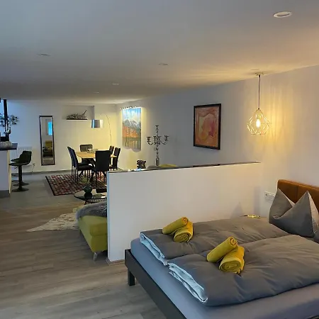 Aussergewoehnliche Kellerloft Innsbruck